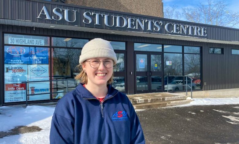 International students are federal government ‘scapegoats’ for housing inaction, student leader says International students are federal government ‘scapegoats’ for housing inaction, student leader says