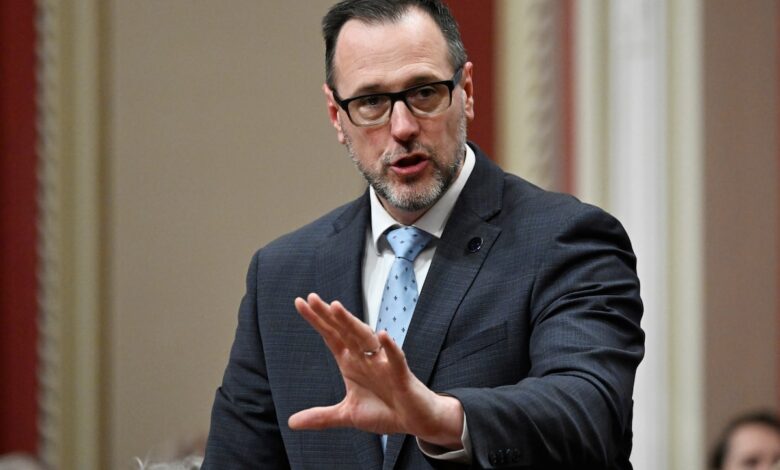 Quebec plans to prohibit public prayer in motion to strengthen secularism