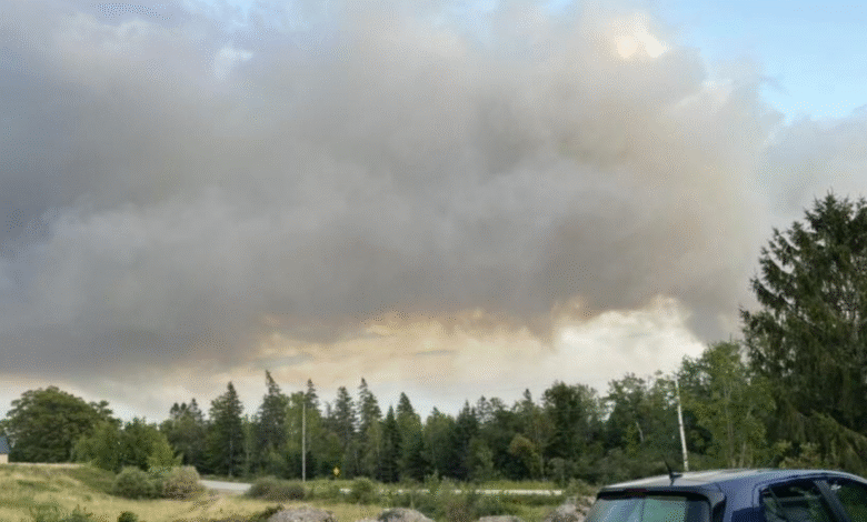 Long Lake Wildfire doubles almost at night in size