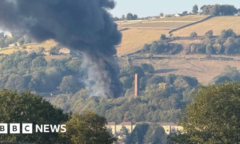 Eleven Fire Staff Tackle Derelict Mill Blaze