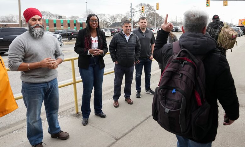 NDP can no longer count on the support of trade union workers as a labor voice splits