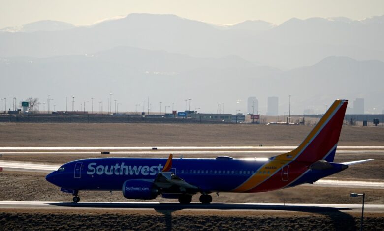 Ground stop issued at DIA, hundreds of flights delayed