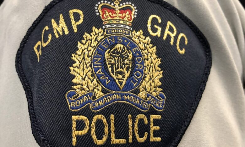 Vehicle drawn near Halifax ends in Weapons trade in Weapons